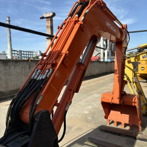 Original Used Hitachi ZX65USB Compact Digger for Utility Installation and Land...