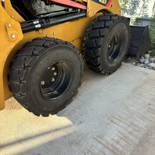 Original Used Caterpillar 226B Skid Steer Loader for Small Site Earthmoving - Loader - yixinexcavator.com