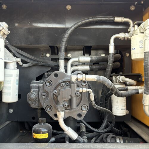 Original Used Volvo EC240 Hydraulic Excavator for Roadworks and Earthmoving</t...