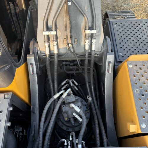 Original Used Volvo EC240 Hydraulic Excavator for Roadworks and Earthmoving</t...