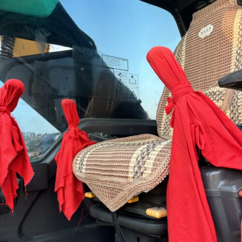 Original Used Volvo EC240 Hydraulic Excavator for Roadworks and Earthmoving</t...