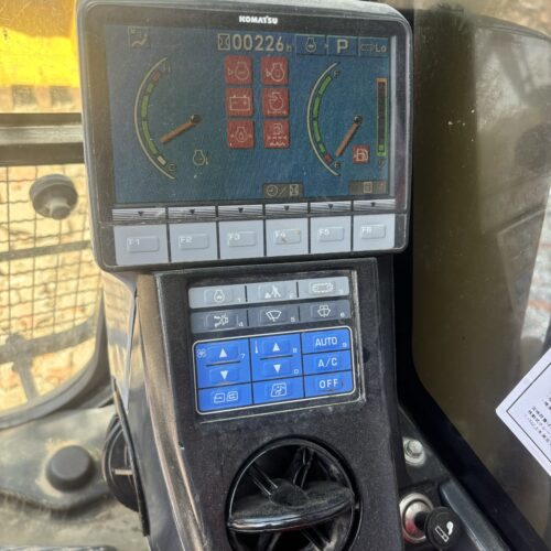 Original Used Komatsu PC200 Hydraulic Crawler Digger for Earthworks and Site E...