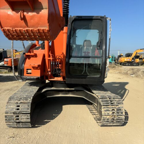 Original Used Hitachi ZX135 Crawler Excavator for Civil Works and Foundation D...