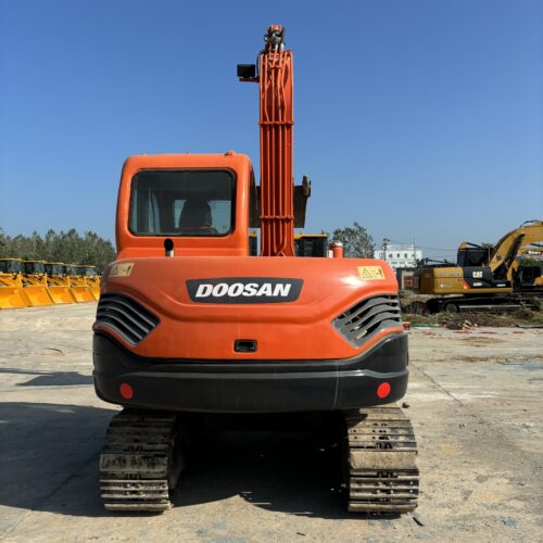 Original Used Doosan DX75LC-9C Compact Crawler Excavator for Construction Work - Excavator - yixinexcavator.com