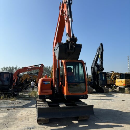 Original Used Doosan DX75LC-9C Compact Crawler Excavator for Construction Work - Excavator - yixinexcavator.com