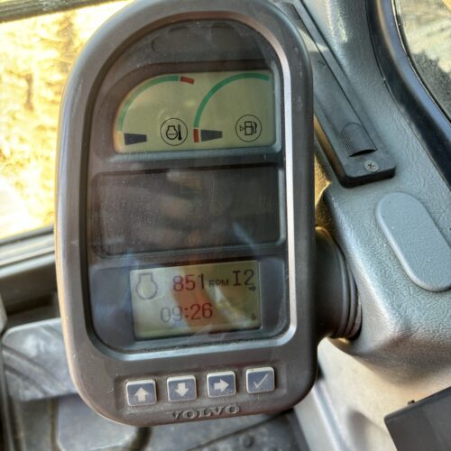 Original Used Volvo EC210 Tracked Digger for Site Preparation and Earthmoving<...