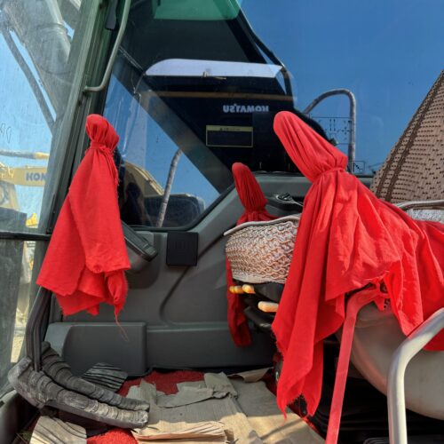 Original Used Volvo EC210 Tracked Digger for Site Preparation and Earthmoving<...