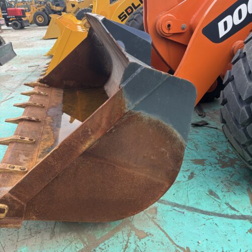 Original Used Doosan DL505 Wheel Loader for Quarry Loading and Bulk Materials - Loader - yixinexcavator.com