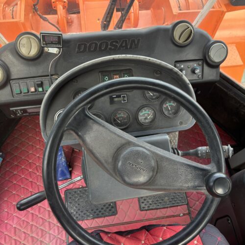 Original Used Doosan DL505 Wheel Loader for Quarry Loading and Bulk Materials - Loader - yixinexcavator.com