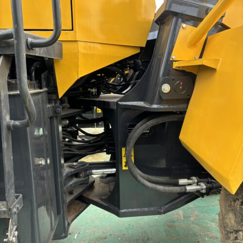 Original Used Komatsu WA380E Wheel Loader for Aggregate Loading and Material T...