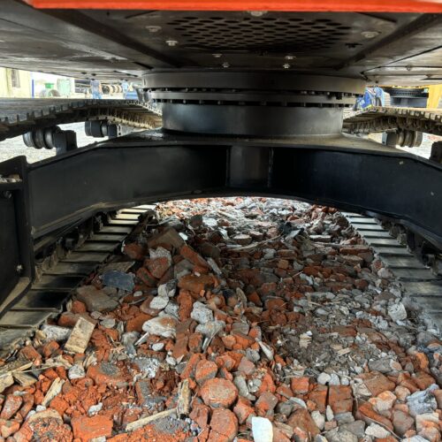 Original Used Hitachi ZX200 Crawler Excavator for Site Development and Trenchi...