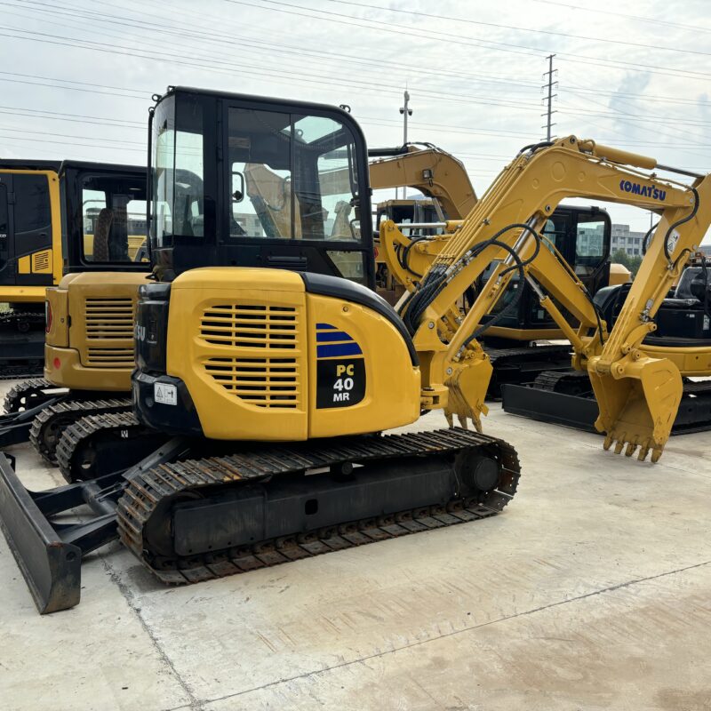 Original Used Komatsu PC40MR Compact Excavator for Garden and Utility Projects...