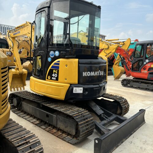 Original Used Komatsu PC40MR Compact Excavator for Garden and Utility Projects...