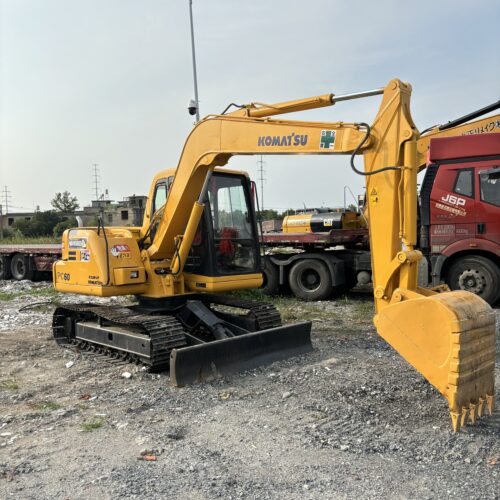 Original Used Komatsu PC60 Compact Hydraulic Excavator for Small Site Projects...