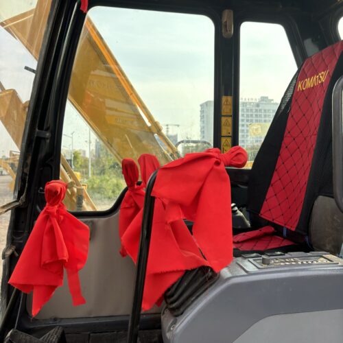 Original Used Komatsu PC60 Compact Hydraulic Excavator for Small Site Projects...