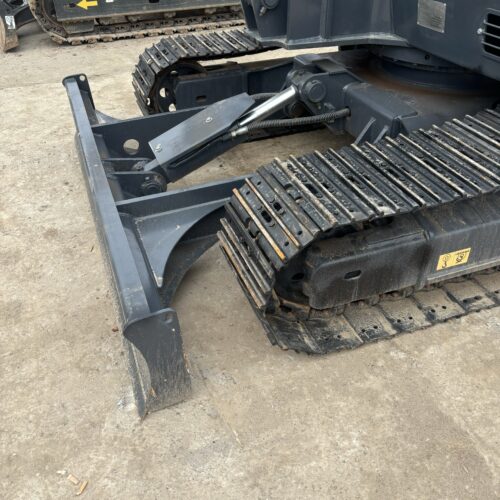 Original Used Sunward SWE70E Compact Hydraulic Excavator for Small Constructio...