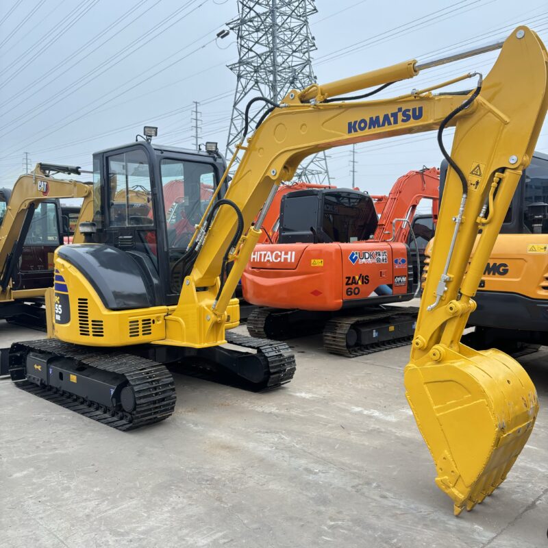 Original Used Komatsu PC55MR Compact Excavator for Tight Access and Landscapin...