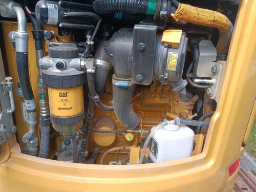 Original Used Caterpillar 302 Mini Excavator for Landscaping and Narrow Access...