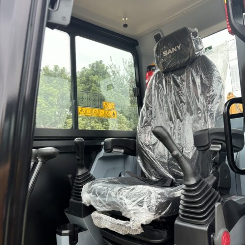 Original Used SANY SY55U Zero Tail Swing Mini Excavator for Confined Work Area...