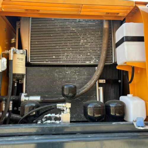 Original Used Hyundai R210W-9 Wheeled Excavator for Roadside and Urban Work</t...
