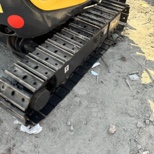 Original Used Yanmar ViO17 Mini Excavator for Landscaping and Narrow Access Wo...