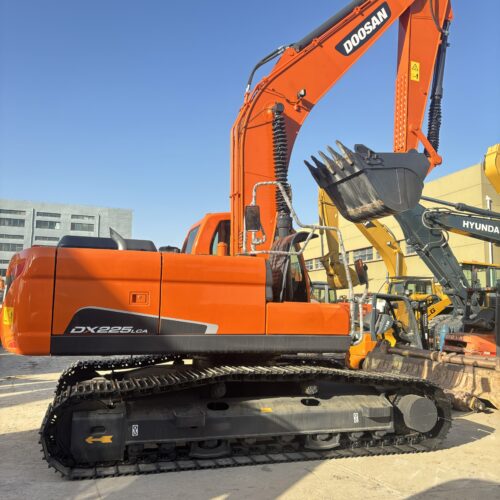 Original Used Doosan DX225LCA Crawler Excavator for Earthmoving and Infrastruc...