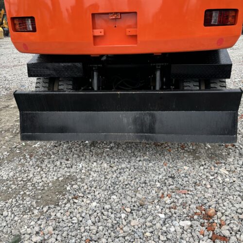 Original Used Doosan DX150W-9C Wheeled Excavator for Urban Road and Utility Wo...