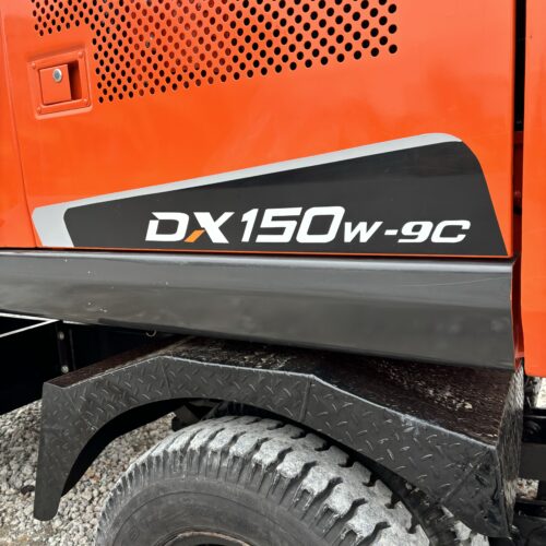 Original Used Doosan DX150W-9C Wheeled Excavator for Urban Road and Utility Wo...