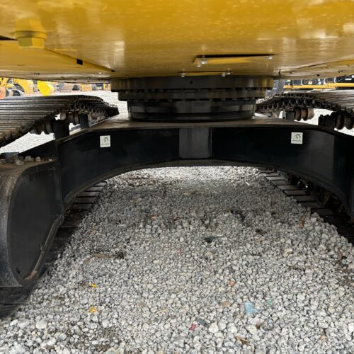 Original Used Komatsu PC300 Excavator for Heavy Groundworks and Infrastructure...