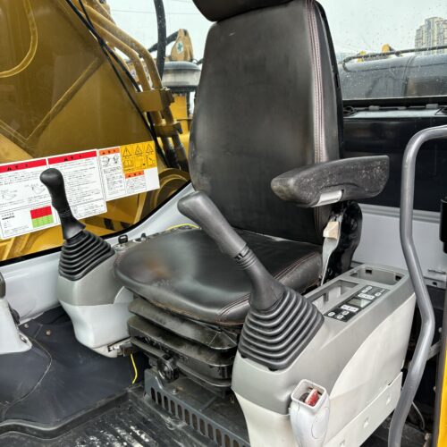 Original Used Komatsu PC300 Excavator for Heavy Groundworks and Infrastructure...
