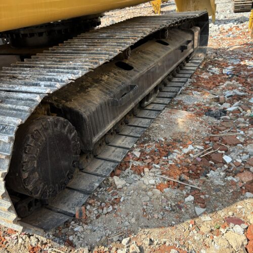 Original Used Caterpillar 320CL Crawler Excavator for Foundation and Site Work - Excavator - yixinexcavator.com