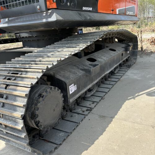 Original Used Doosan DX300LC-9C Heavy Tracked Excavator for Large Construction...