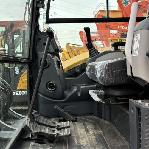 Original Used XCMG XE60G Small Hydraulic Excavator for Building and Utility Pr...