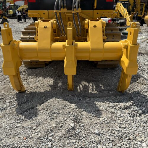 Original Used Shantui SD22 Crawler Bulldozer for Land Clearing and Site Preparation - Bulldozer - yixinexcavator.com