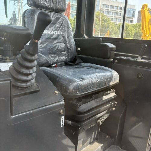 Original Used Shantui SD22 Crawler Bulldozer for Land Clearing and Site Preparation - Bulldozer - yixinexcavator.com