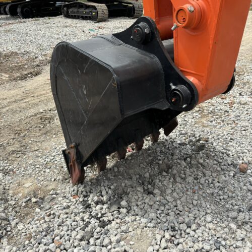Original Used Hitachi ZX200-3 Hydraulic Crawler Excavator for General Earthmov...