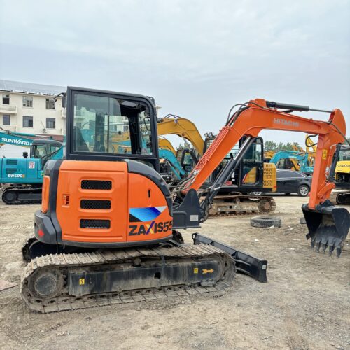 Original Used Hitachi ZX55 Mini Crawler Excavator for Compact Construction Sit...