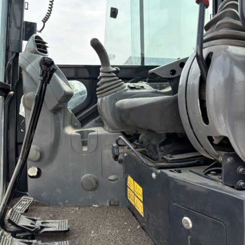 Original Used Hitachi ZX55 Mini Crawler Excavator for Compact Construction Sit...