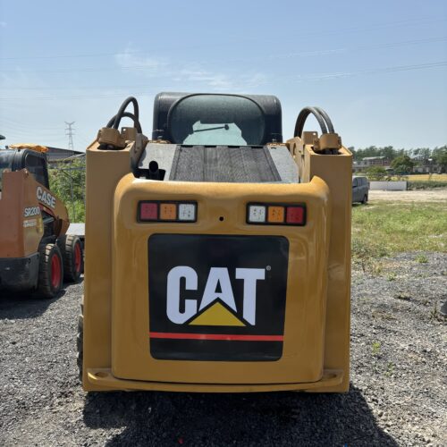Original Used Caterpillar 246C Skid Steer Loader for Compact Jobsite Handling - Loader - yixinexcavator.com