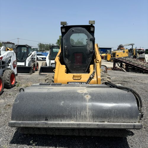 Original Used Caterpillar 246C Skid Steer Loader for Compact Jobsite Handling - Loader - yixinexcavator.com