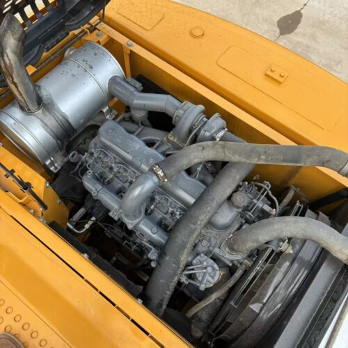 Original Used LOVOL FR260E Hydraulic Digger for Earthmoving and Road Construction - Excavator - yixinexcavator.com