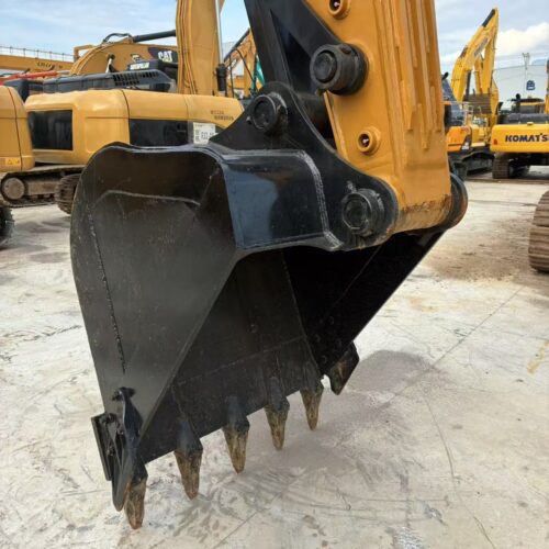 Original Used SANY SY215C Hydraulic Digger for Site Preparation and Foundation...