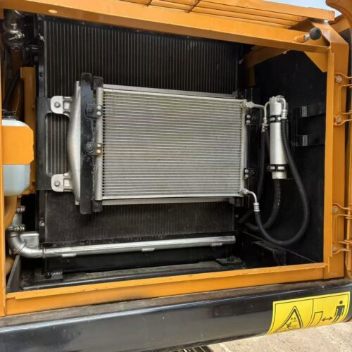 Original Used SANY SY215C Hydraulic Digger for Site Preparation and Foundation...