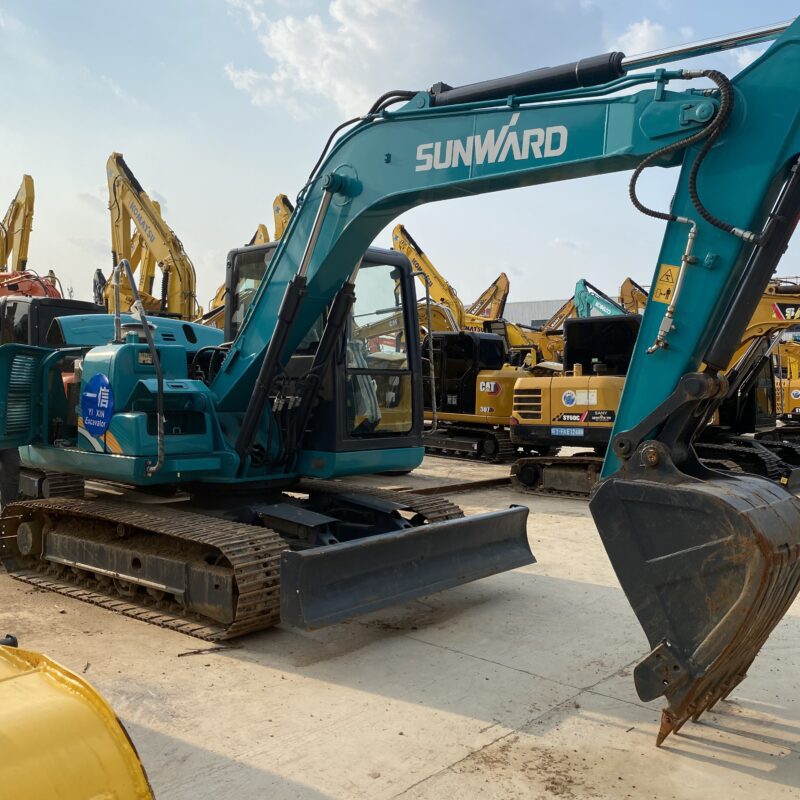 Original Used Sunward SWE90E Compact Hydraulic Excavator for Building and Site Projects - Excavator - yixinexcavator.com