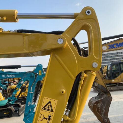 Original Used Komatsu PC30MR Mini Excavator for Landscaping and Confined Sites...