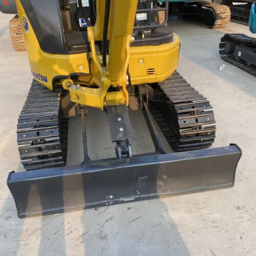 Original Used Komatsu PC30MR Mini Excavator for Landscaping and Confined Sites...
