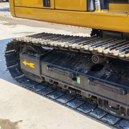 Original Used Caterpillar 323 Tracked Excavator for Trenching and Construction...
