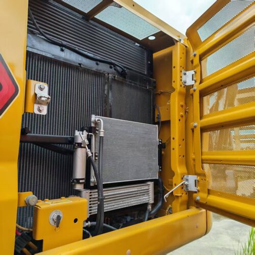 Original Used Caterpillar 330GC Tracked Excavator for Commercial Construction<...