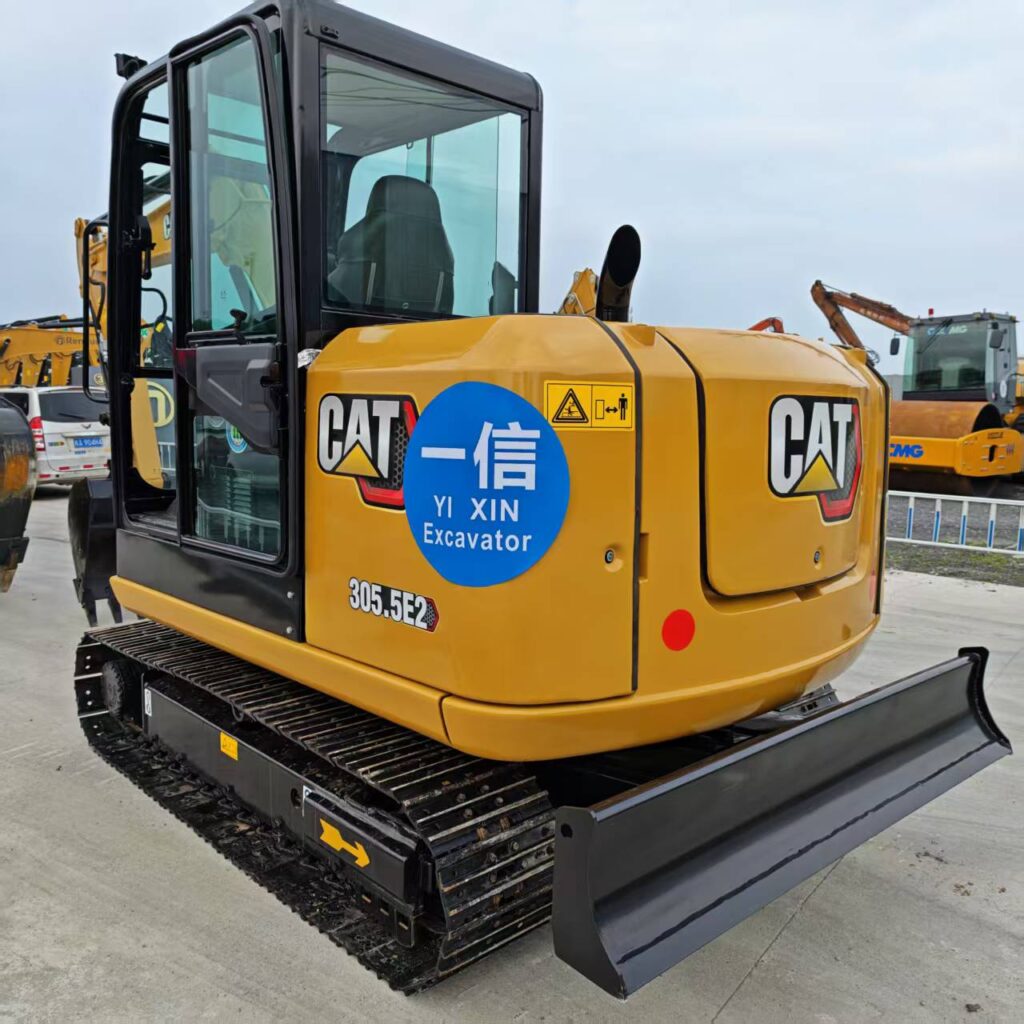 Original Used Caterpillar 305 Compact Excavator for Landscaping and Trench Dig...