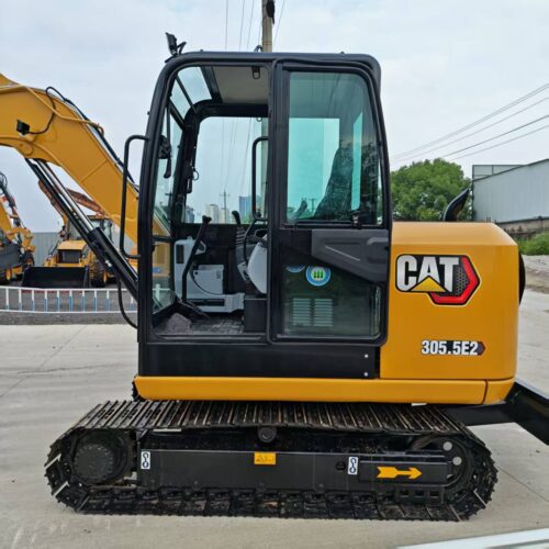 Original Used Caterpillar 305 Compact Excavator for Landscaping and Trench Dig...